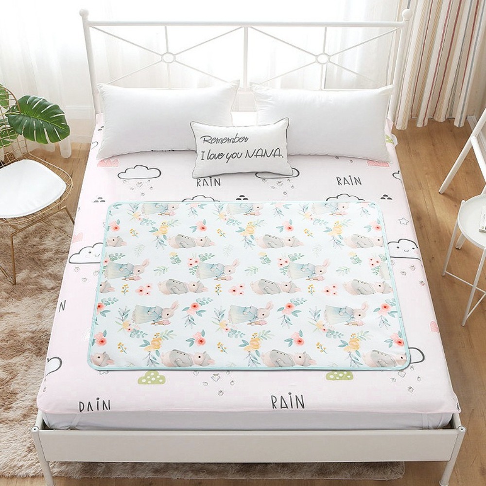 Soft Waterproof Urine Mat Cute - Diaper Changing Mat 评论和价格